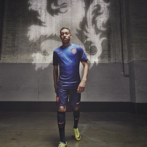 Kaiyun官方网站-Rookie奇迹夜！一记决定性助攻爆冷击败独行侠，诠释场上最致命的武器，致命妙传掀翻独行侠！Rookie神助攻导演奇迹之夜